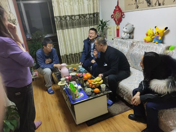 关爱员工冷暖 传递组织温情——必一平台-必一(中国)官方
组织开展员工家访活动(图2)