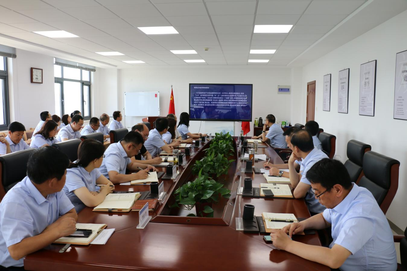 必一平台-必一(中国)官方
召开党委理论中心组集体学习研讨会议(图2)