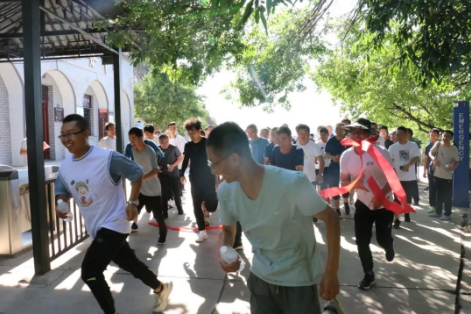 助力文旅市场 展示产投风采——必一平台-必一(中国)官方
组织开展员工登山比赛活动(图2)