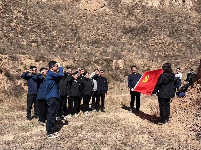 必一平台-必一(中国)官方
开展义务植树活动(图3)