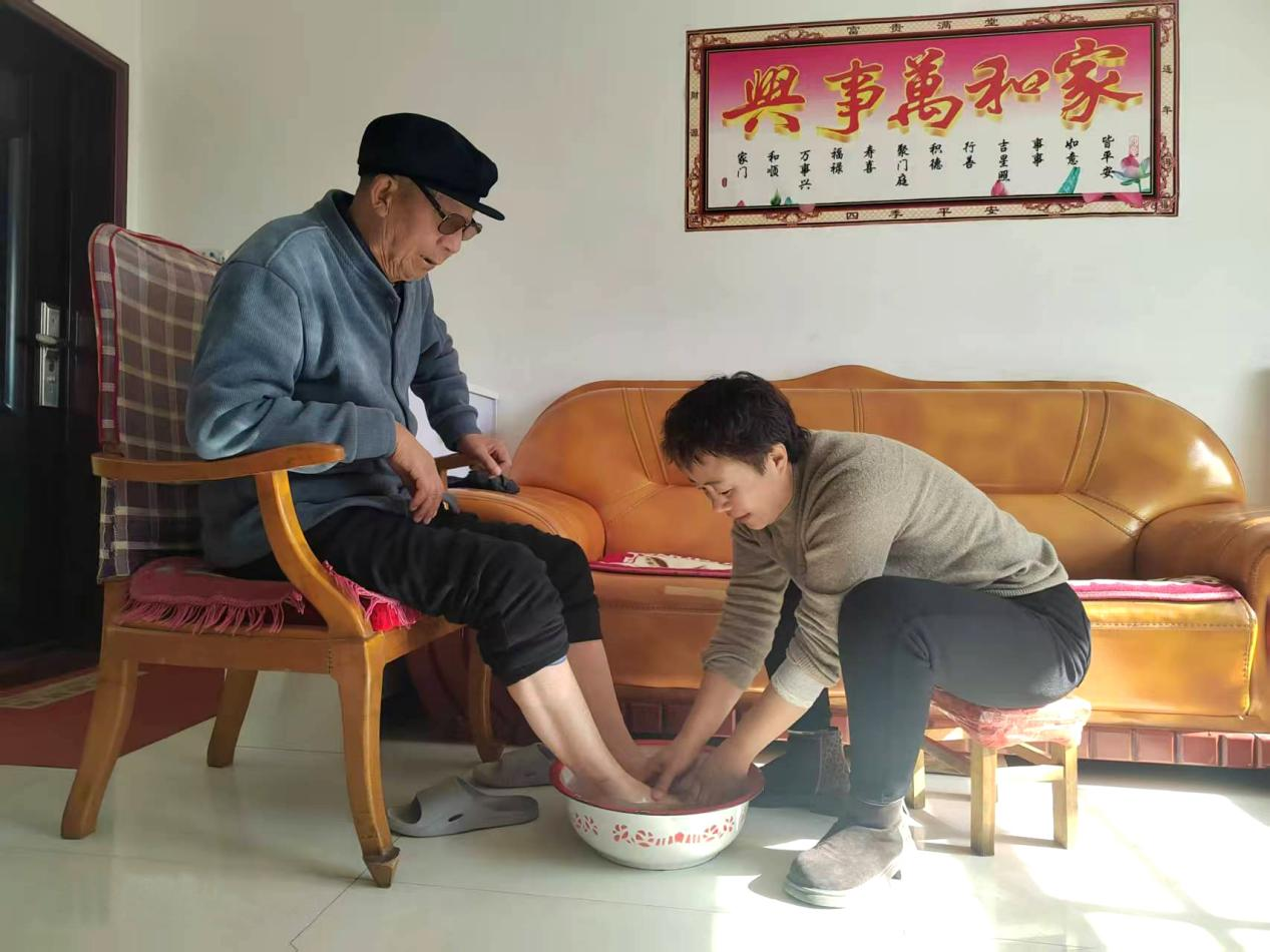 中共必一平台-必一(中国)官方
委员会关于对2024年度“产投榜样”进行公示的公告(图5)